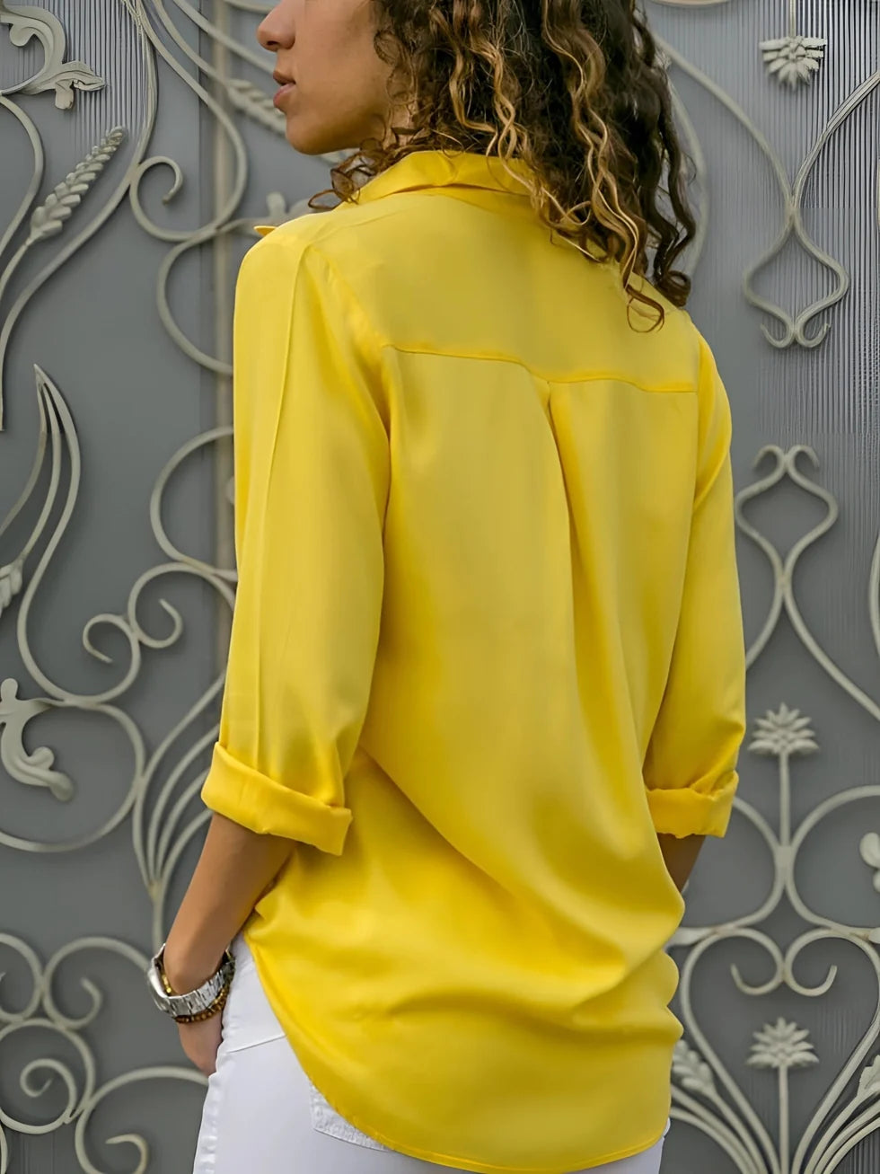 Helene – Seidenbluse mit V-Ausschnitt und lockerem Design