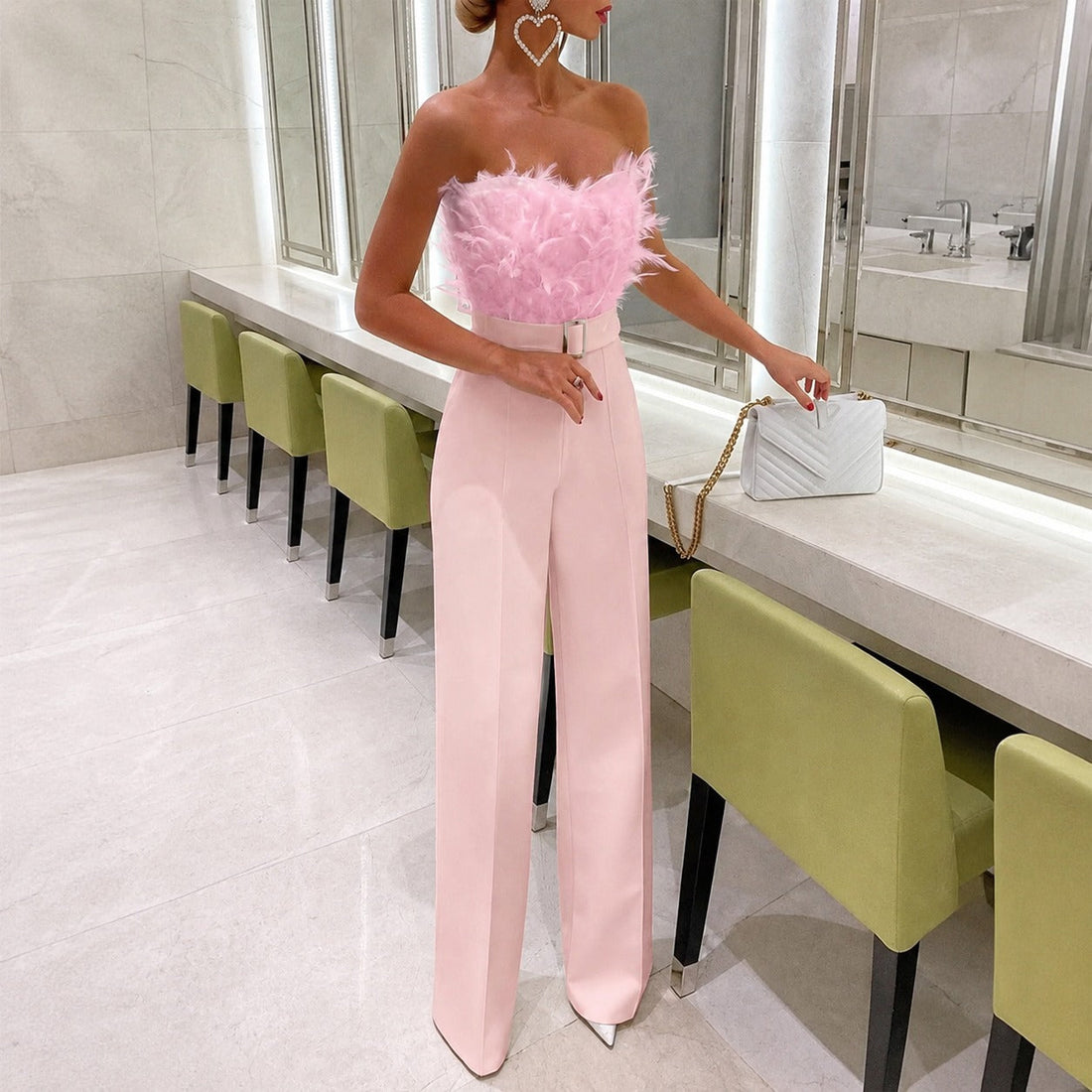 Luisa - Moderner Jumpsuit mit Schulterfrei-Oberteil